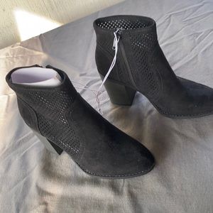 Women’s back booties